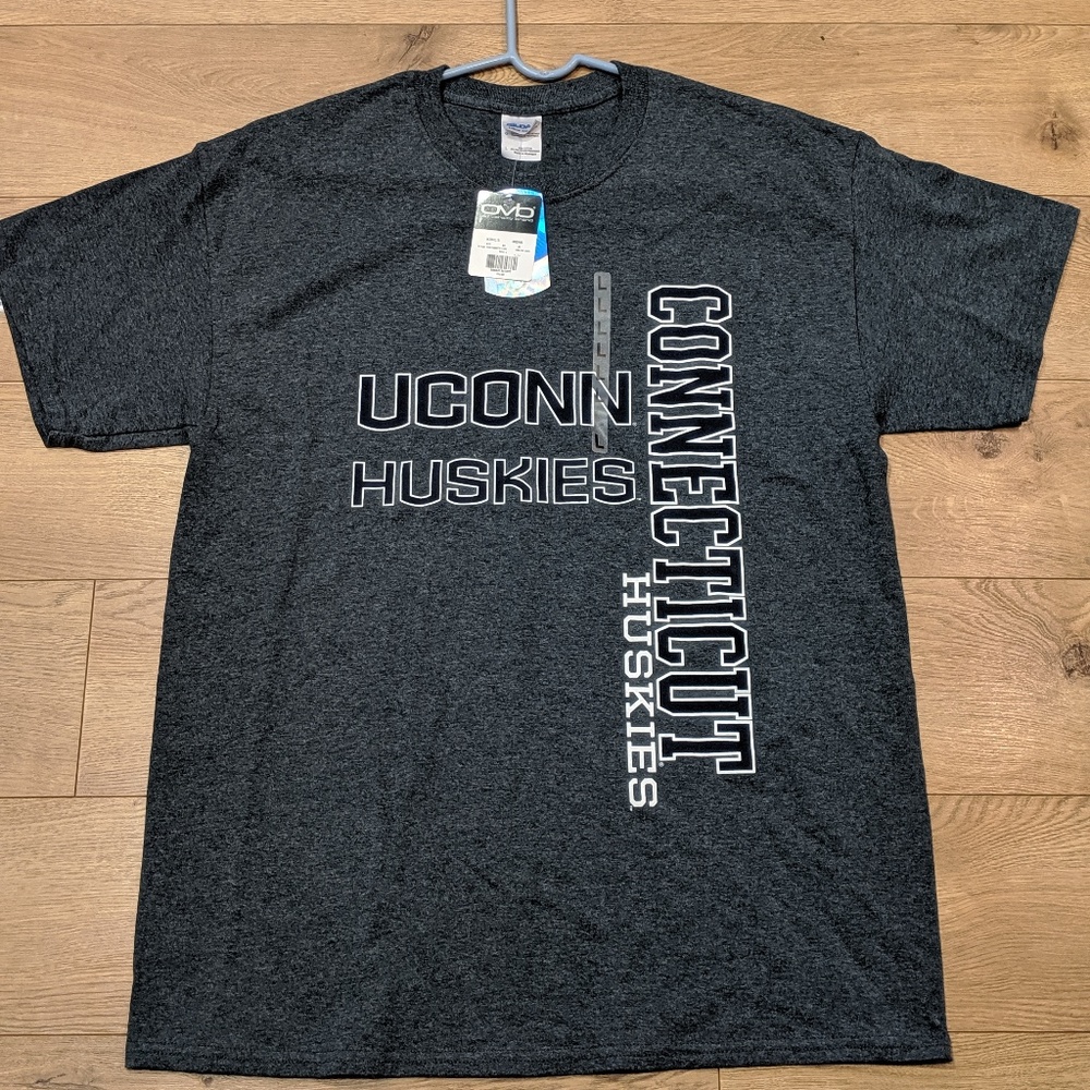 UCONN Tee - NWT - Large